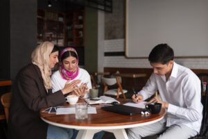 Read more about the article How First-Time Applicants Benefit the Most from Study Abroad Consultants