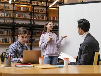 The Hidden Benefits of Offline Coaching Classes Students Often Overlook