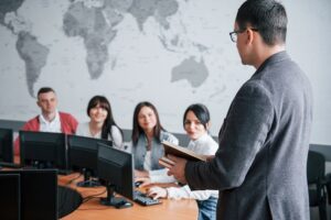 Read more about the article How Does an Educational Consultancy Help With Study Abroad Applications?